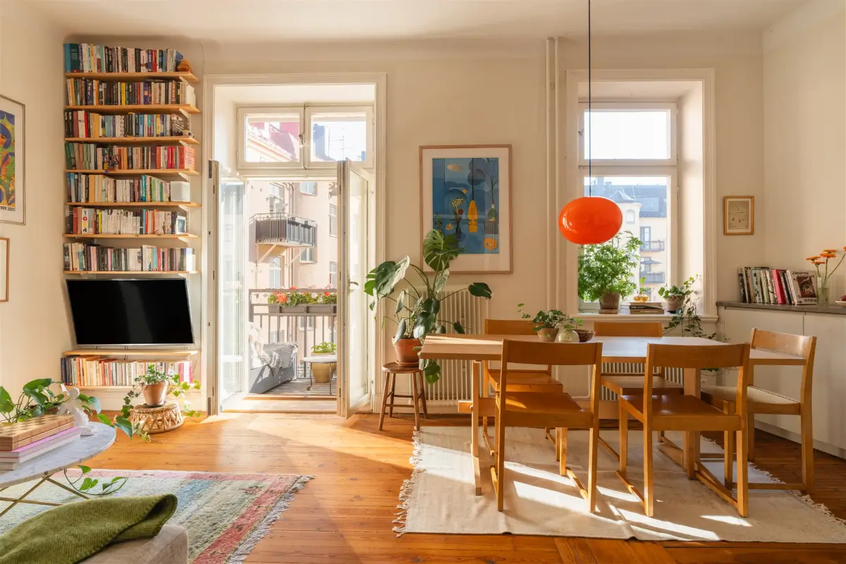 small-apartment-turn-of-the-century-building-stockholm-nordroom