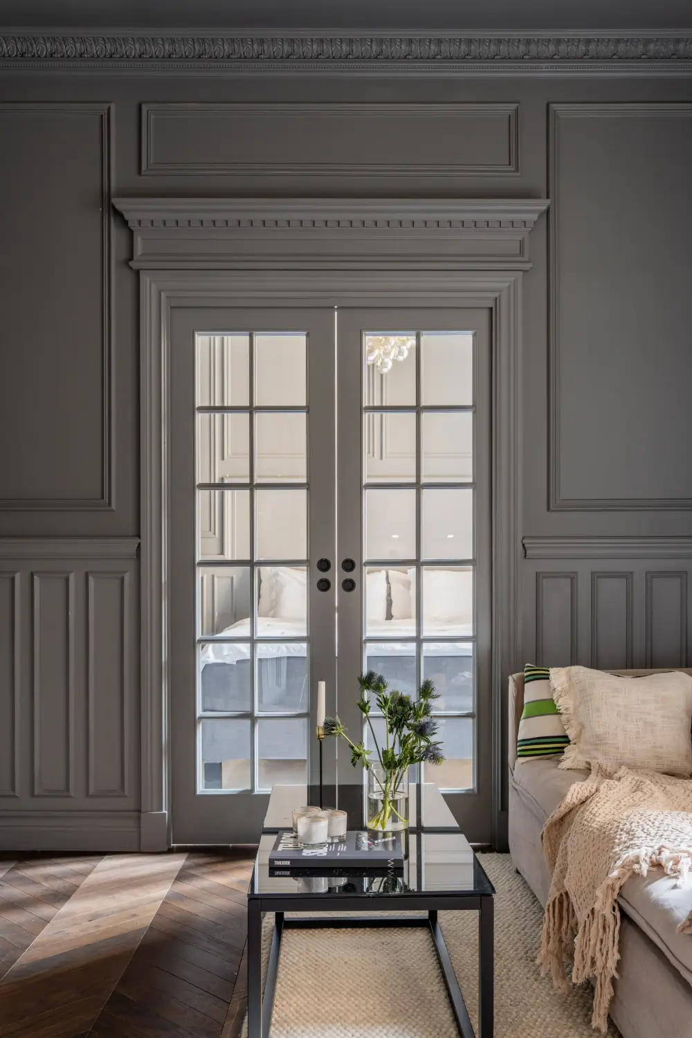 small-color-drenched-gray-apartment-stockholm