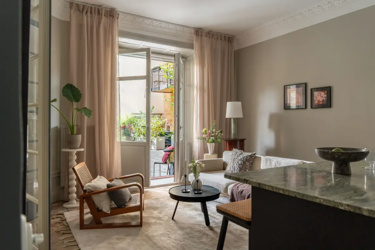 Before & After: Swedish Marble and Muted Tones in a Small Courtyard Apartment 21 before-after-small-ground-floor-apartment-early-20th-century-stockholm