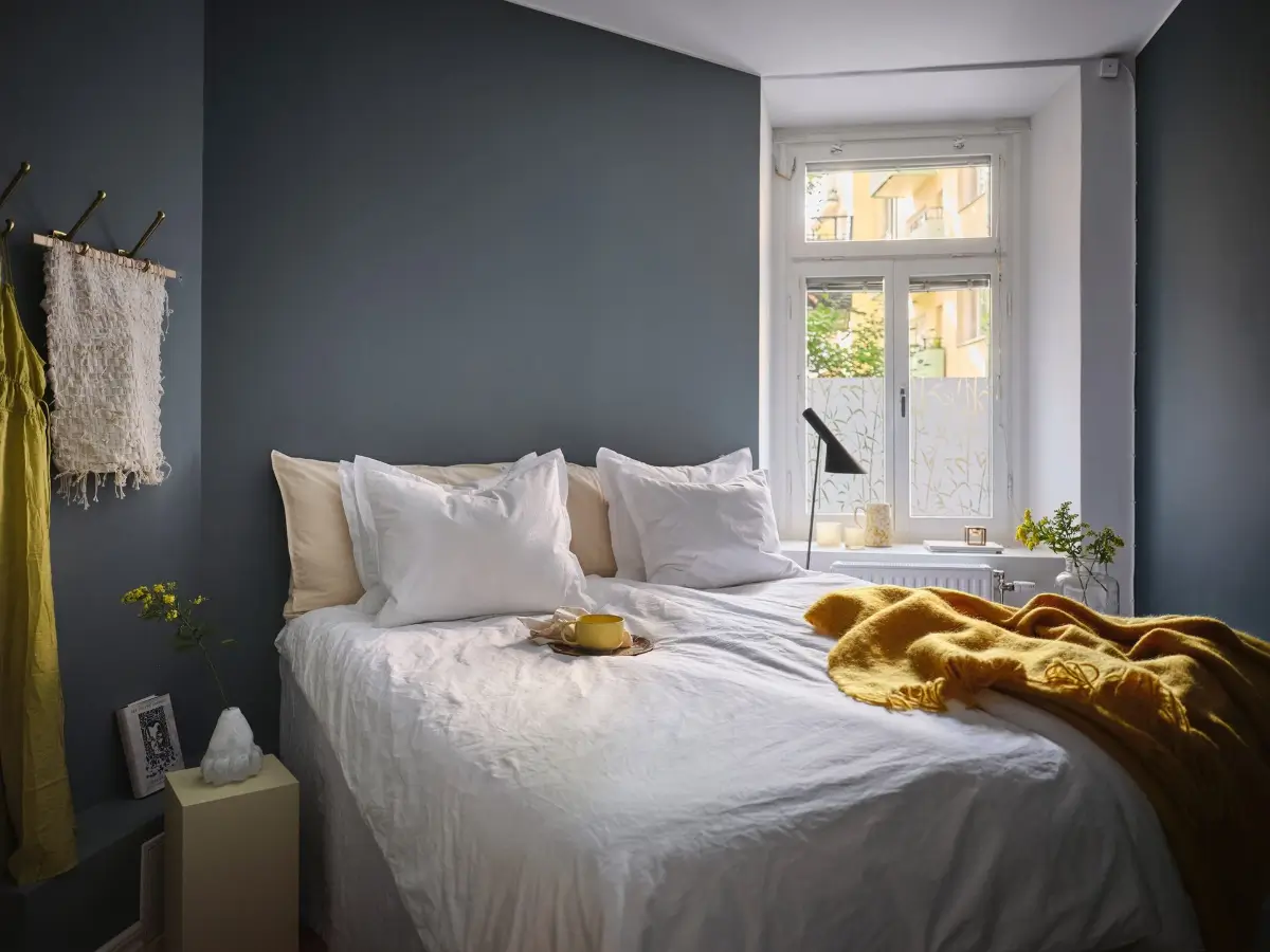 Before & After: Swedish Marble and Muted Tones in a Small Courtyard Apartment 44 before after small stockholm apartment3 Before & After: Swedish Marble and Muted Tones in a Small Courtyard Apartment