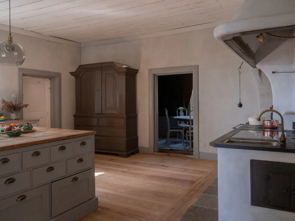 Historic Character in a Unique 18th-Century Swedish Country House 20 historic-character-18th-century-country-house-sweden-nordroom