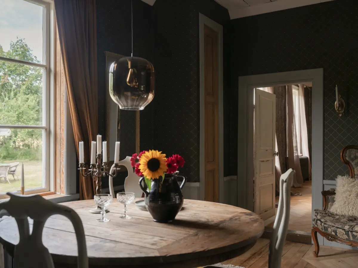 Historic Character in a Unique 18th-Century Swedish Country House 25 historic-character-18th-century-country-house-sweden-nordroom