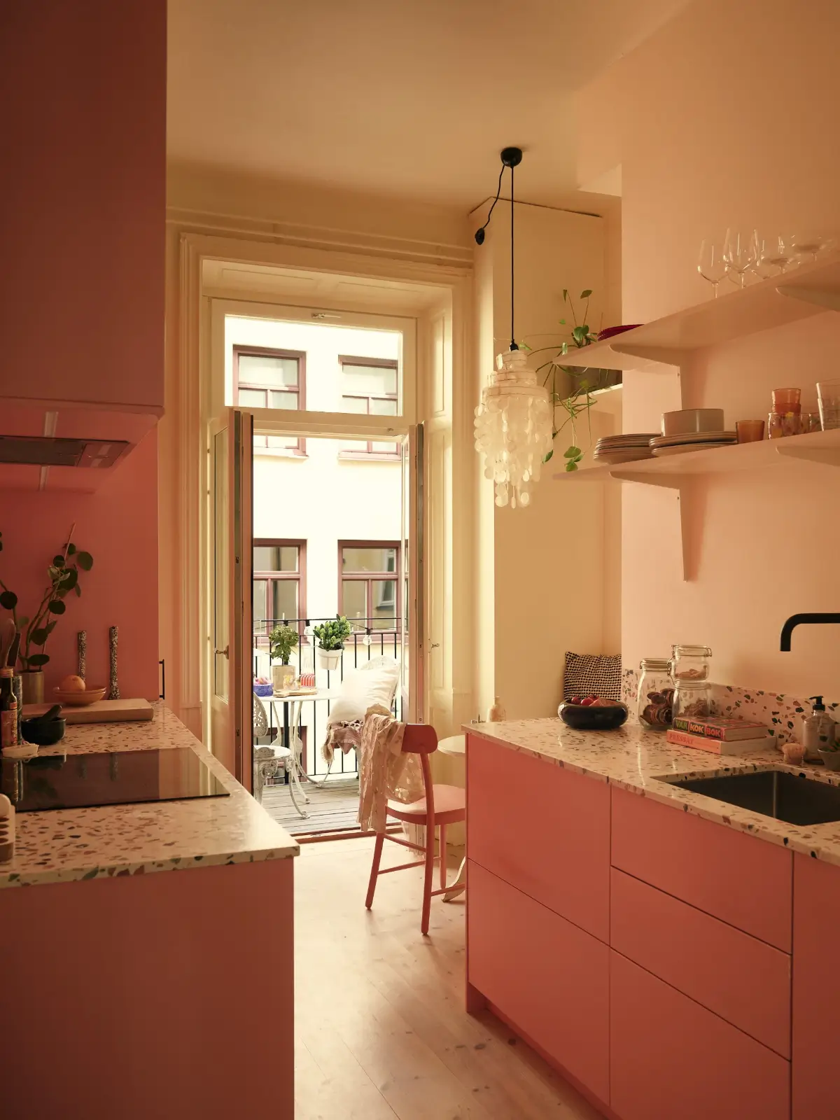 pink-kitchen-painted-green-joinery-late-19th-century-stockholm-apartment-nordroom