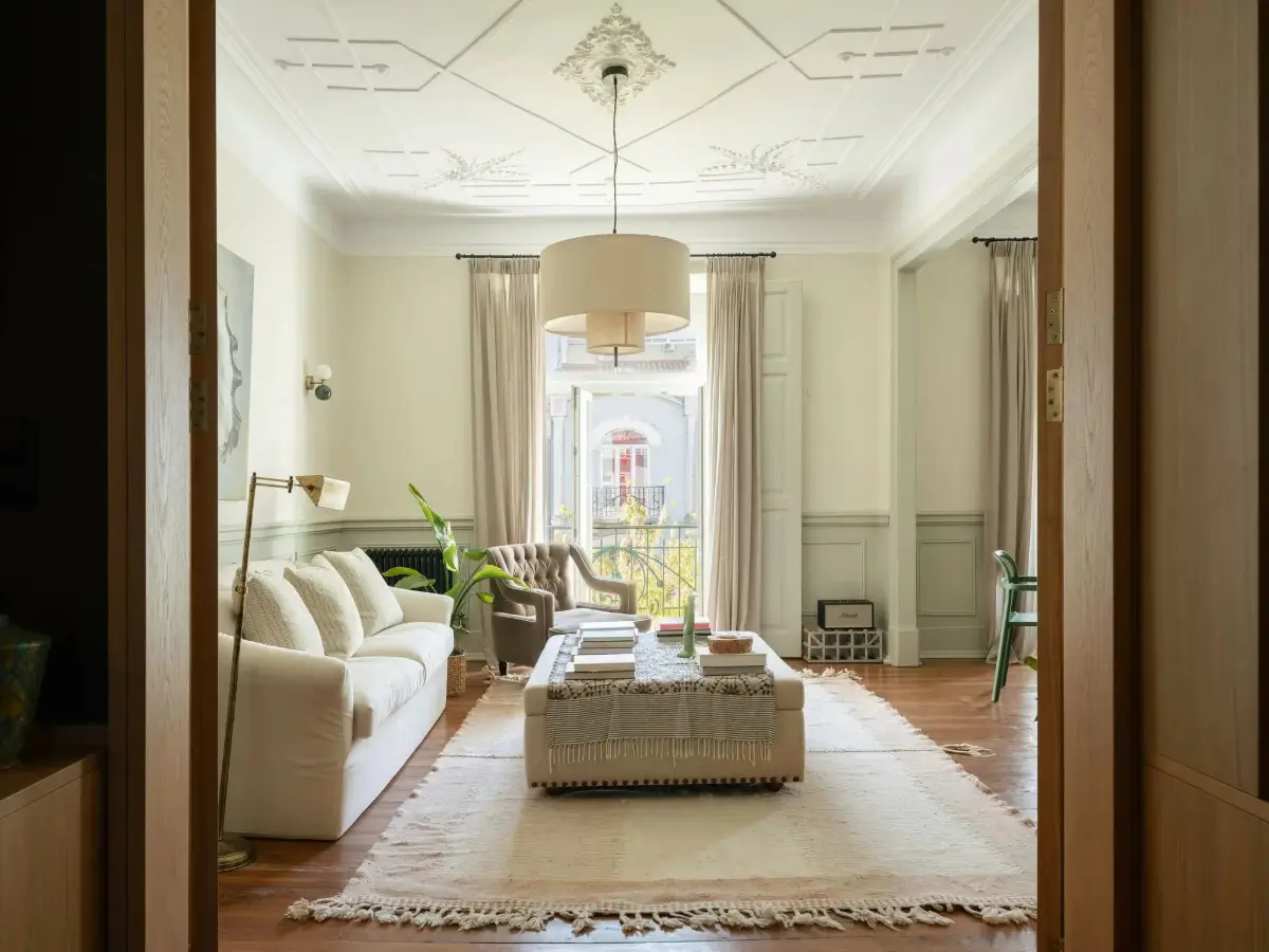 A Renovated Lisbon Apartment near Gulbenkian Gardens 4 preserved-details-renovated-historic-apartment-lisbon-nordroom