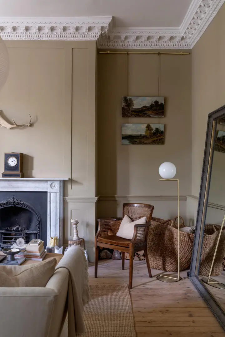 Period Features and Warm Interiors in a Georgian Apartment Overlooking Clapton Common 5 restored-features-small-georgian-apartment-london-nordroom