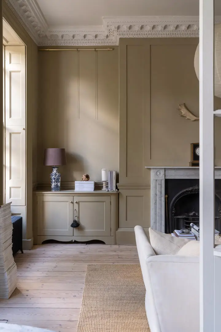 Period Features and Warm Interiors in a Georgian Apartment Overlooking Clapton Common 7 restored-features-small-georgian-apartment-london-nordroom