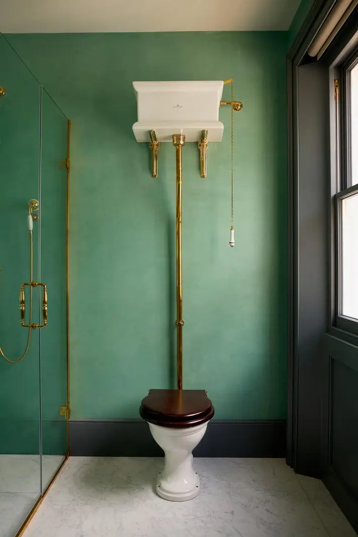 A Rich Color Palette and Reclaimed Materials in a South Kensington Mews House 19 rich-color-palette-renovated-mews-house-south-kensington-london-nordroom
