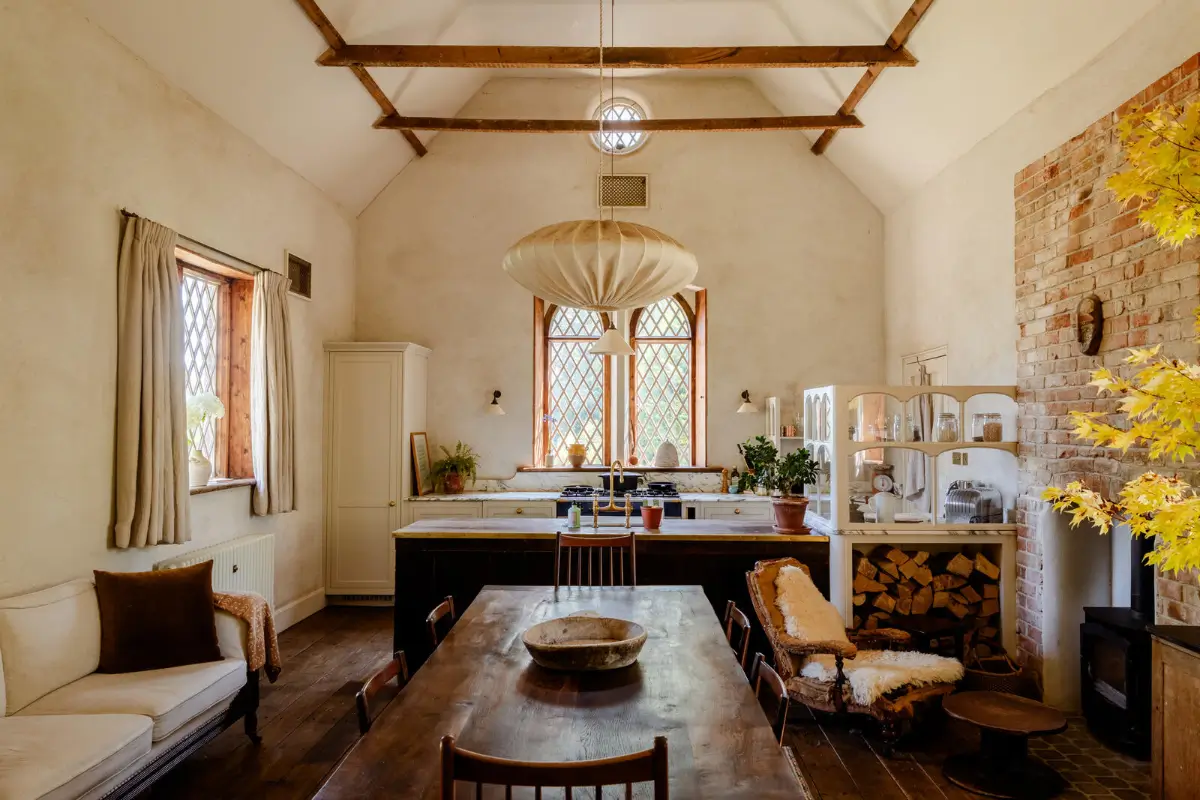 school-cottages-conversion-country-house-North-Hampshire-Downs-nordroom