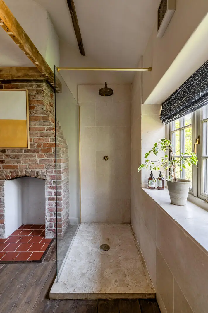 Two Historic Cottages and an Old School Hall Become One Remarkable Hampshire Home 27 school-cottages-conversion-country-house-North-Hampshire-Downs-nordroom