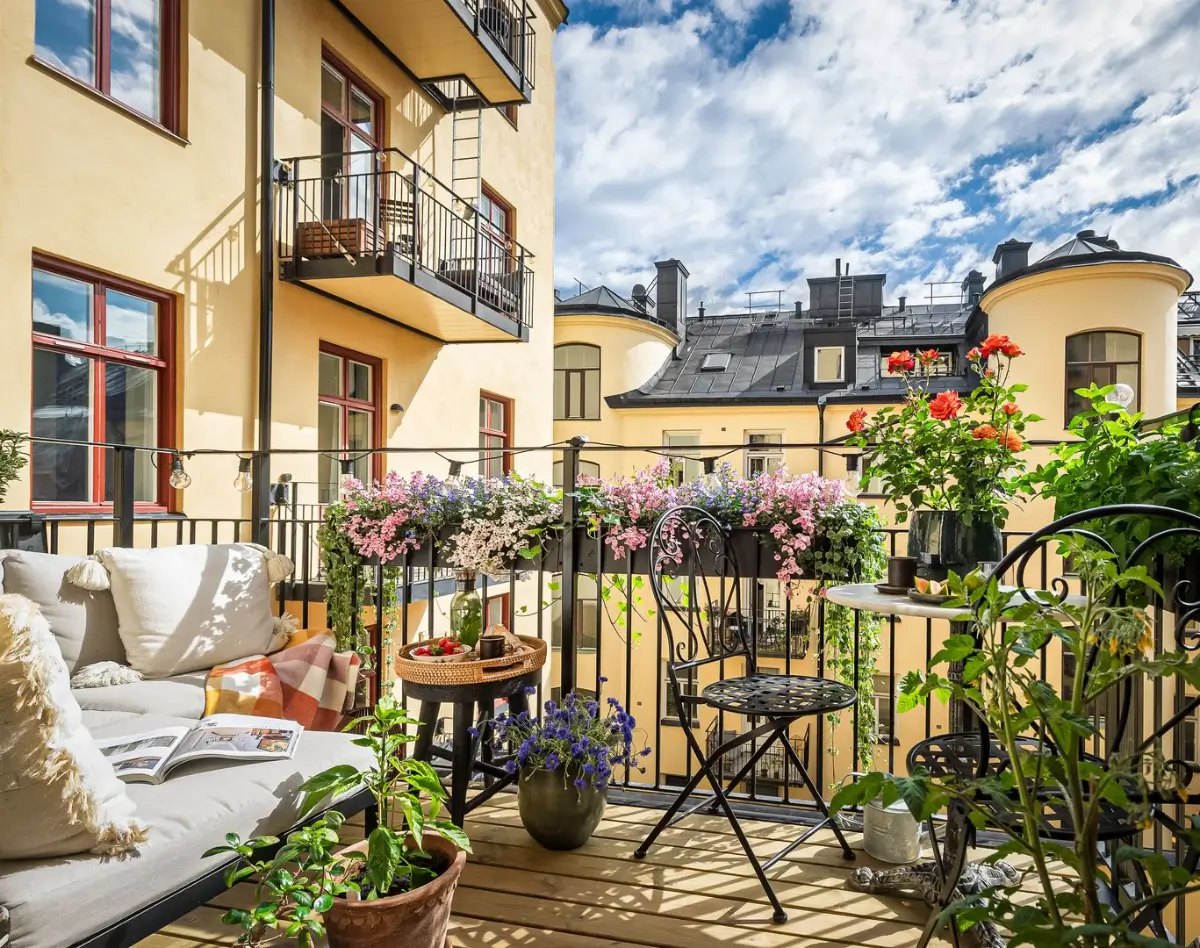 A Pink and Yellow Kitchen in a Colorful Turn-of-the-Century Studio Apartment 11 stockholm-studio-apartment-pink-yellow-kitchen-nordroom