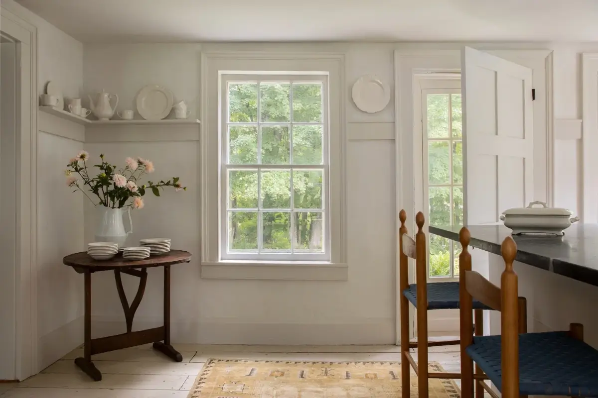 A Restored 18th-Century Farmhouse and a Converted Barn in the Hudson Valley 11 thoughtfully-restored-18th-century-farmhouse-hudson-valley