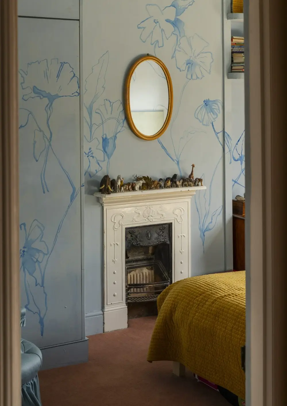 Layered Interiors with Hand-Painted Murals in a London Family Home 18 unique-warm-layered-interiors-edwardian-house-london