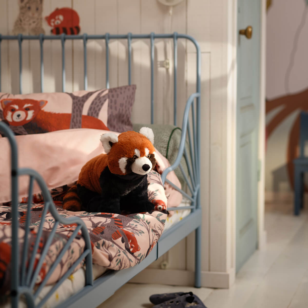 IKEA’s ALPTALL Collection Brings Himalayan Wildlife into Children’s Rooms 14 IKEA-ALPTALL-children-collection-nordroom