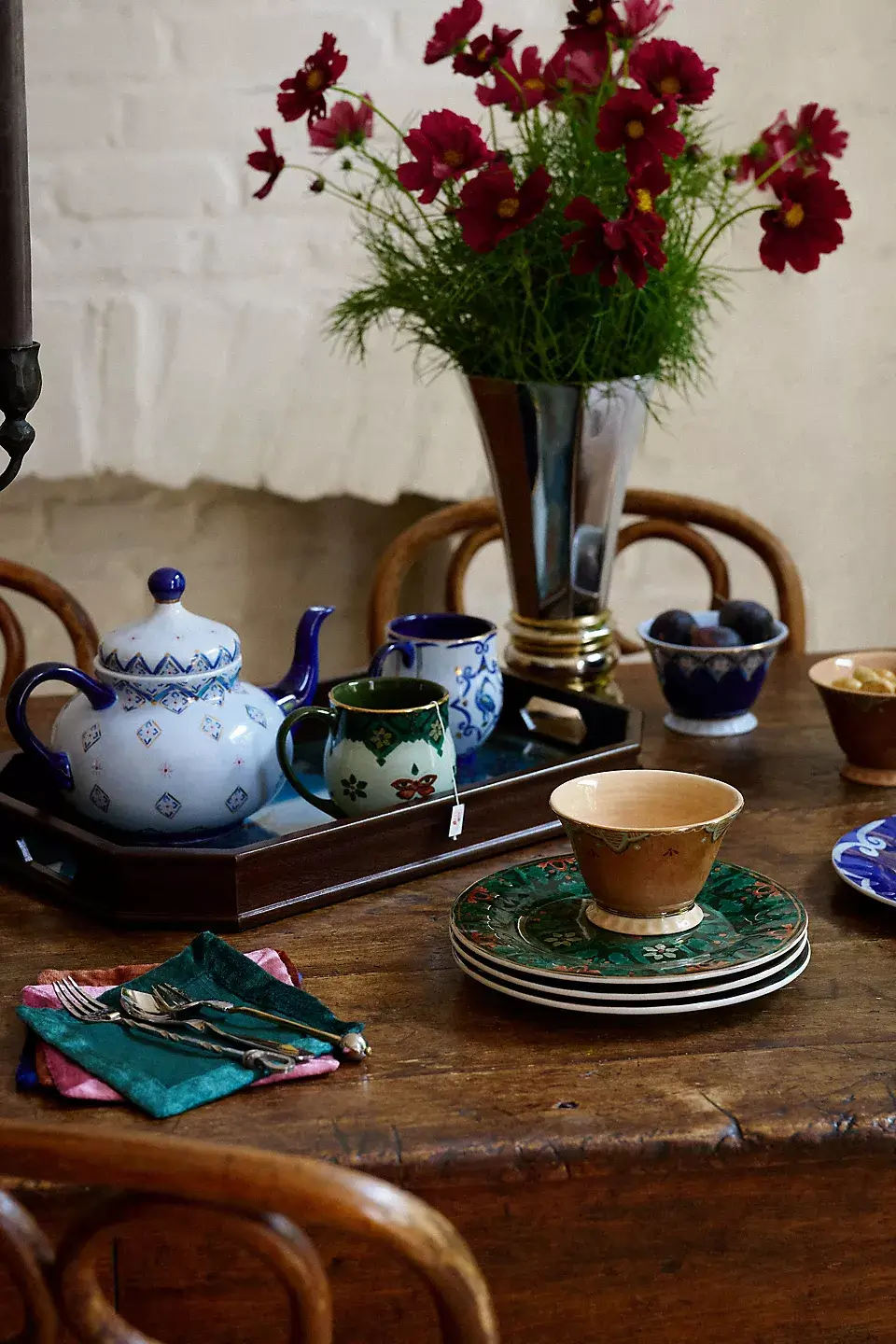 Anthropologie Teams Up with Suleika Jaouad and Jon Batiste For A Colorful Holiday Collection 5 anthropologie-Suleika-Jaouad-Jon-Batiste-holiday-collection-nordroom9