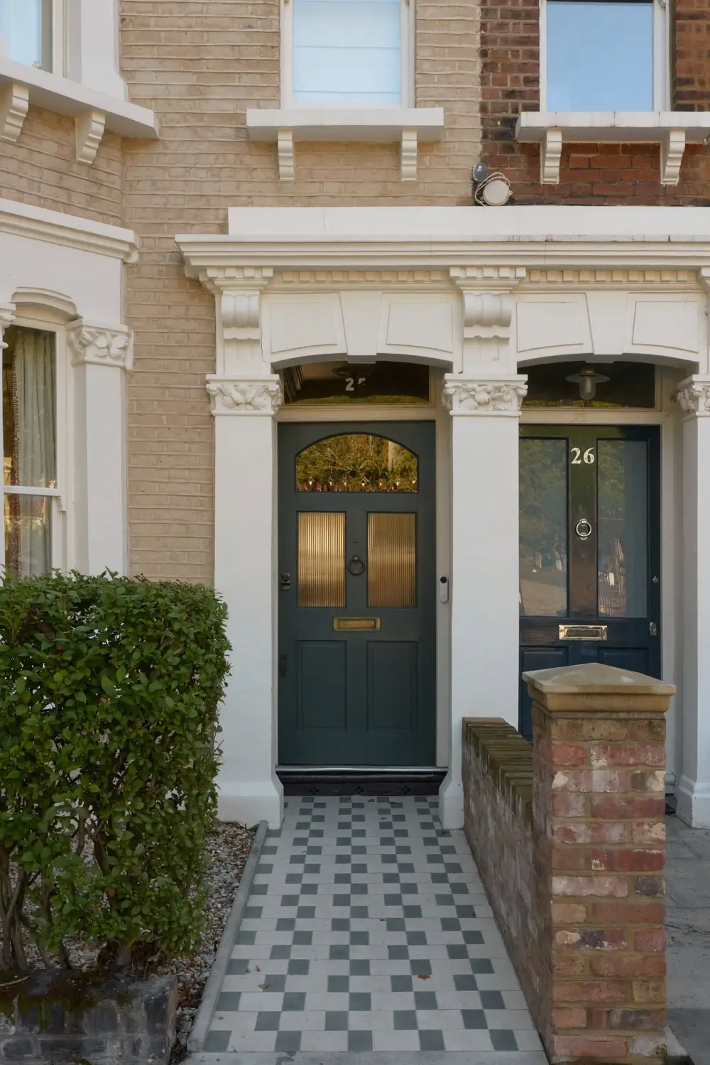 Arched Shapes, Period Details, and Color for a Victorian Family Home 54 arched-forms-light-filled-extended-19th-century-home-london