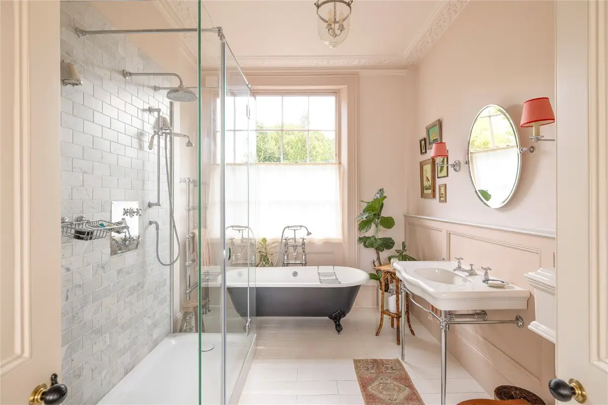 Color and Wallpaper in a Renovated Victorian Family Home in London 16 colorful-victorian-family-home-primrose-hill-london