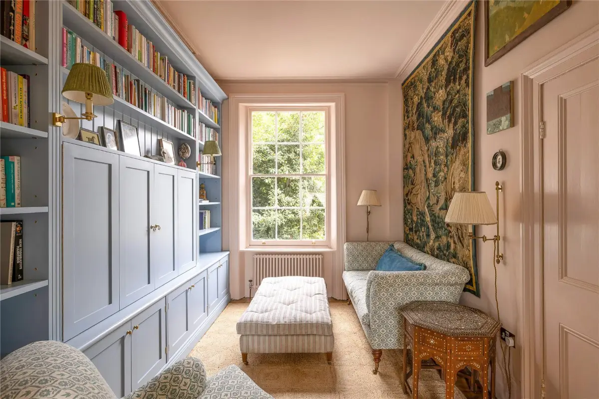 Color and Wallpaper in a Renovated Victorian Family Home in London 4 colorful-victorian-family-home-primrose-hill-london