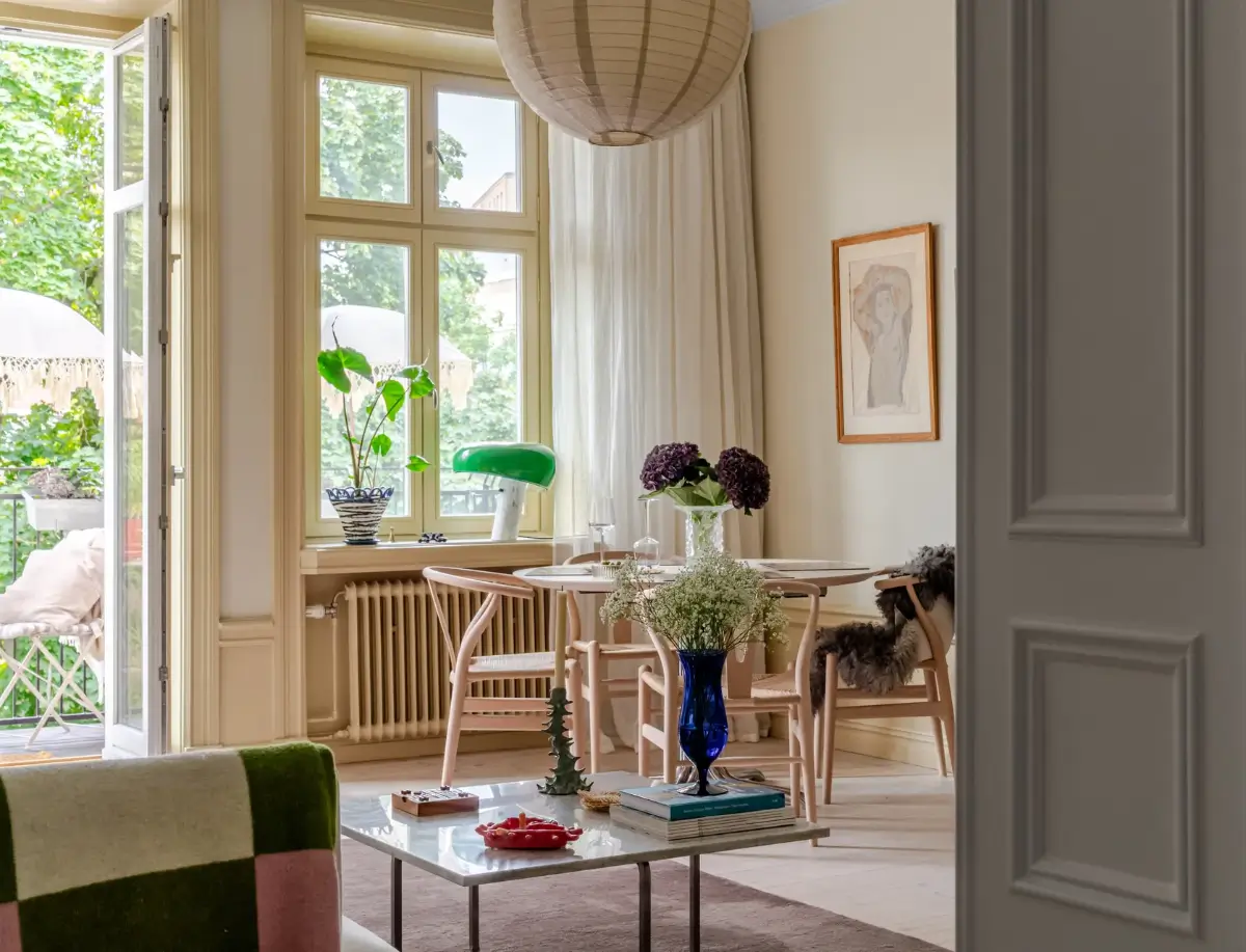 A Serene Palette with Red Pops of Color in an Early 20th-Century Apartment 4 soft-color-palette-red-accents-1912-apartment-stockholm