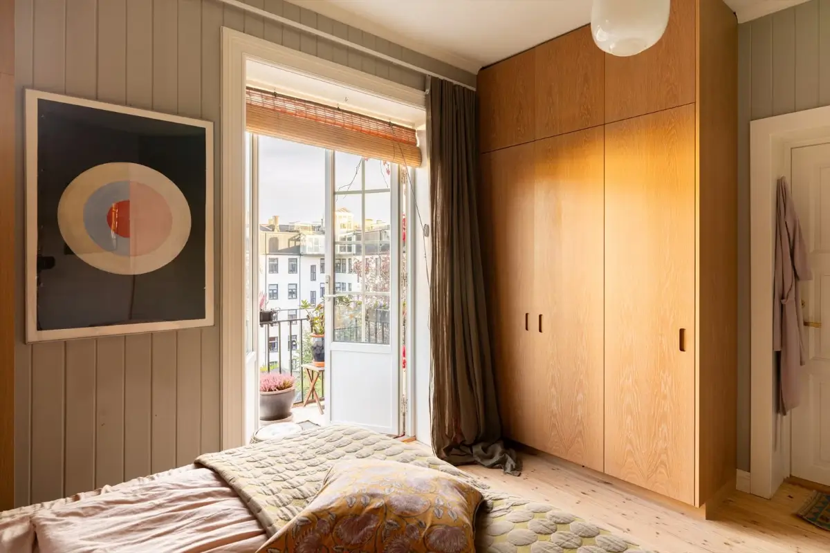 A Modern Loft Conversion and Classic 1920s Elements in an Oslo Apartment 18 unique-duplex-apartment-oslo