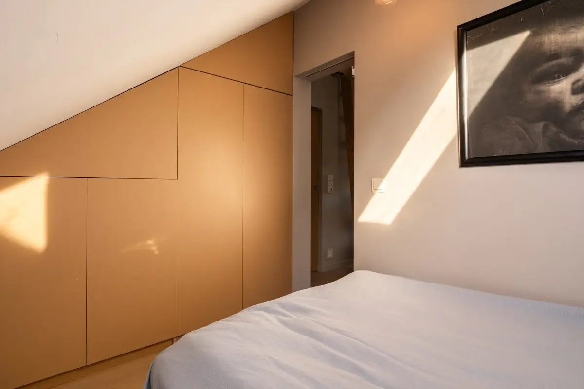 A Modern Loft Conversion and Classic 1920s Elements in an Oslo Apartment 42 unique-duplex-apartment-oslo