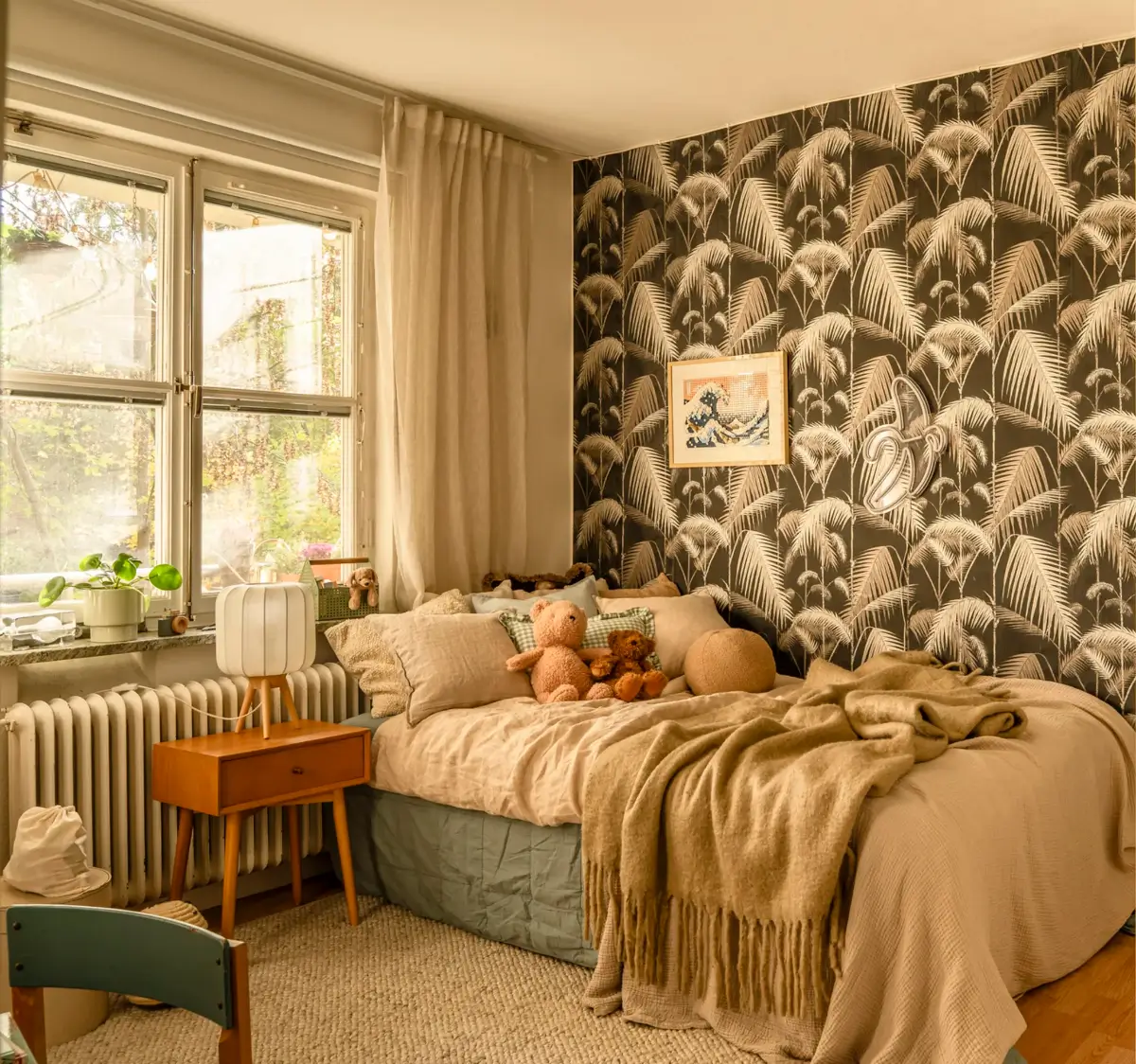 A Light-Filled 1940s Apartment with Vintage Furniture and a Cozy Balcony 34 vintage-decor-1940s-family-apartment-stockholm-nordroom